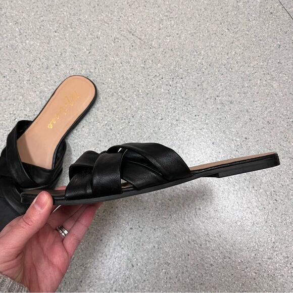 Matisse Pressure Slide Sandals Slip On Black Leather Flats 9 - Picture 6 of 8